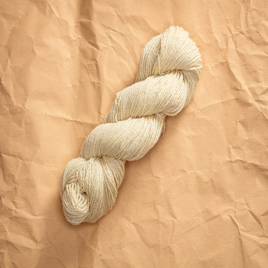 WHITE NATURAL UNDYED